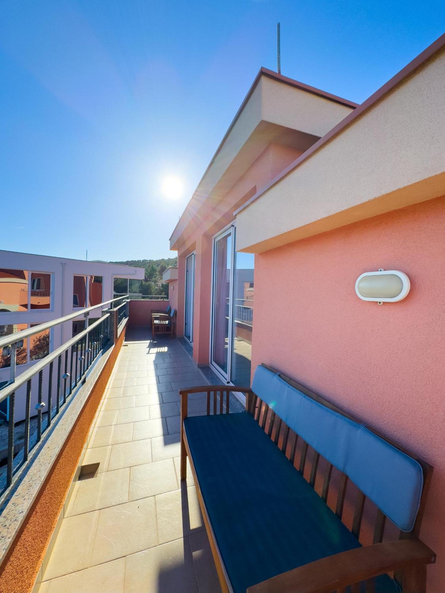Regina Del Mare Appartement Slatine Buitenkant foto