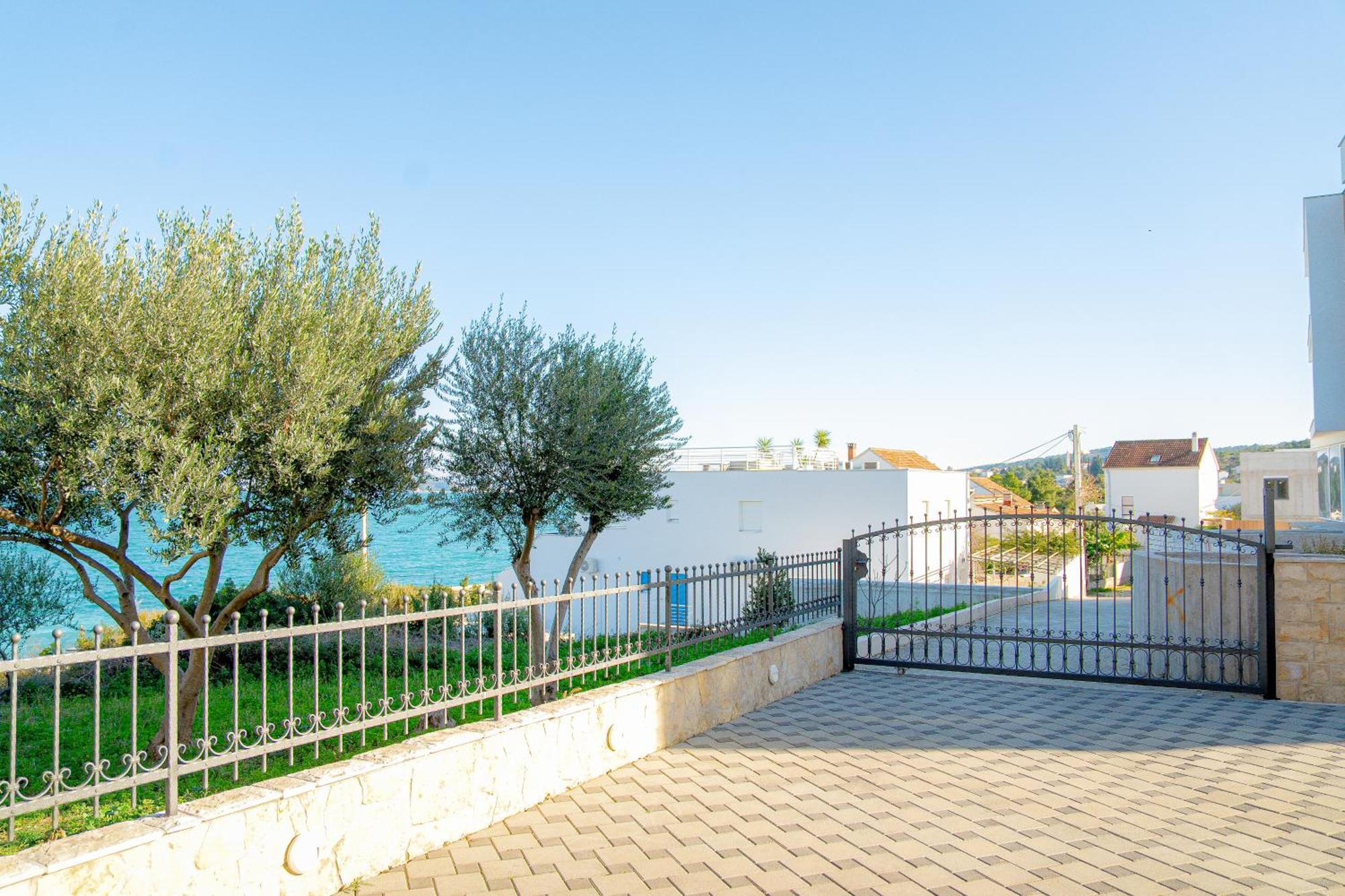 Regina Del Mare Appartement Slatine Buitenkant foto
